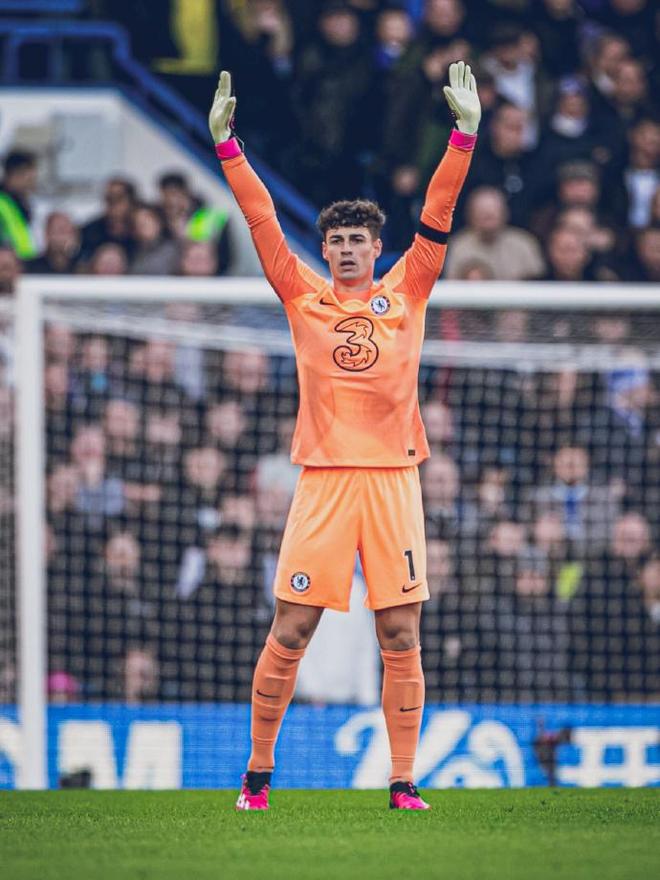 辛纳赛后谦逊发言登热搜，国际米兰险胜切尔西引发热议(辛纳最新消息)