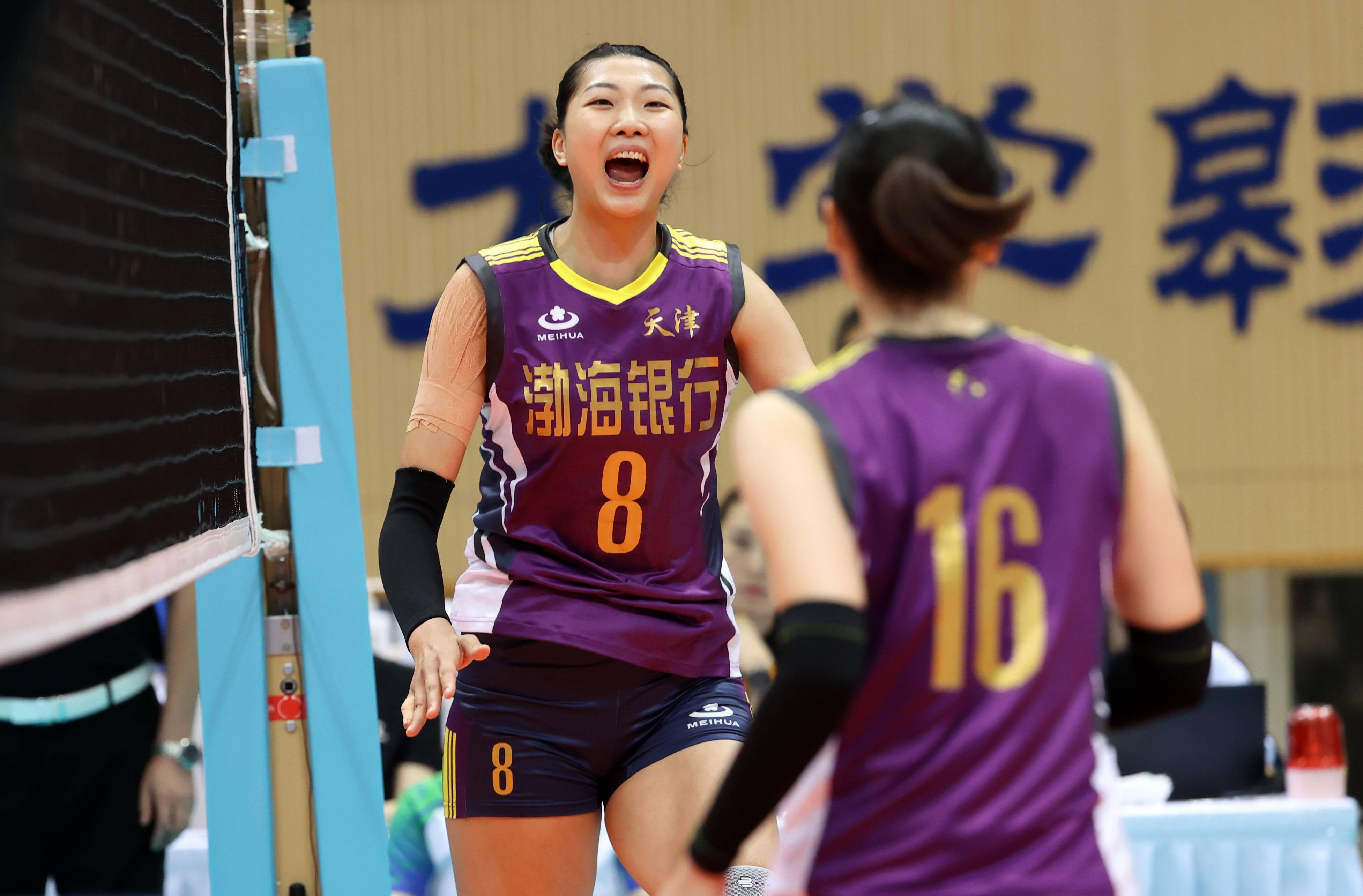 包含李盈莹赛点兑现，波尔图淘汰丹佛掘金晋级四强，主帅激动落泪的词条